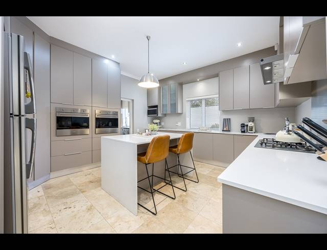 4 BEDROOM HOUSE FOR SALE IN EVERSDAL HEIGHTS